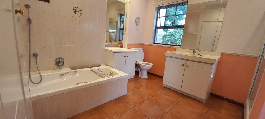 5 Bedroom Property for Sale in Bonnievale Western Cape